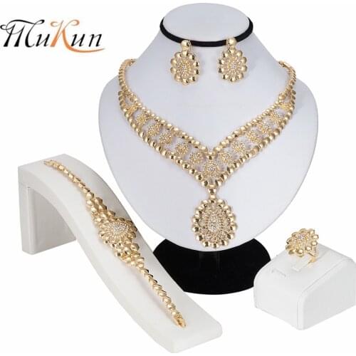MUKUN 2019 Exquisite Dubai Gold Jewelry Set Brand Nigerian Wedding woman accessories Jewelry Set Wholesale statement jewelry set