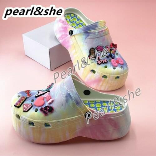 Fashion Colorful Print Womens Sandals Hollow Women Garden Slippers Clogs Non-slip Comfortable Beach Sandals Women Flip Flops