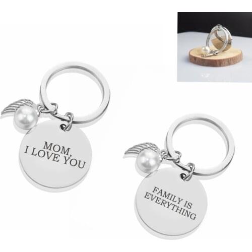 "Worlds Best Mom" Quote Metal Lettering Keychain Pendant Fashion Simulation Pearl Wing Mother Love Keychain Accessories For Mom