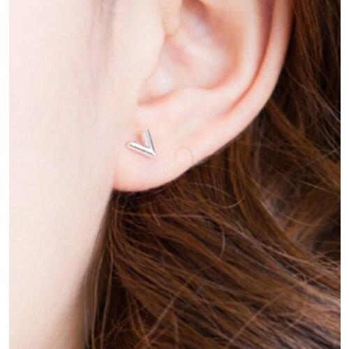 Stainless steel stud earrings, V earrings, Victor earrings, letter earrings, triangles, cute gifts, handmade earrings, gifts