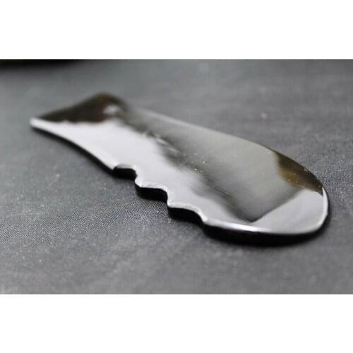 Free shipping! L size 15cm 2pieces/lot Wholesale Multifunction big fish guasha board Massager Scrapping plate 100% Buffalo Horn