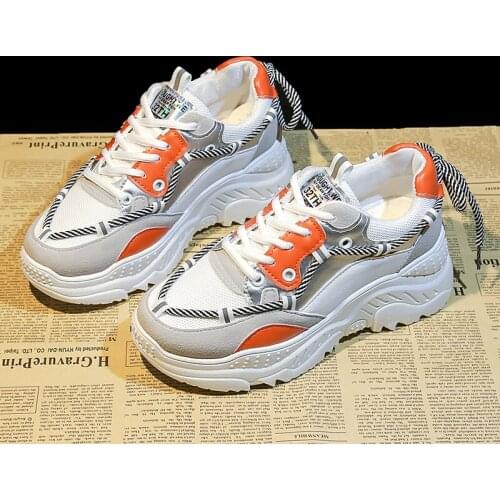 Womens White Sneakers Genuine Leather Hidden Heel Chunky Sneakers For Woman Platform Shoes 2020 Spring Autumn Shoes Sneaker