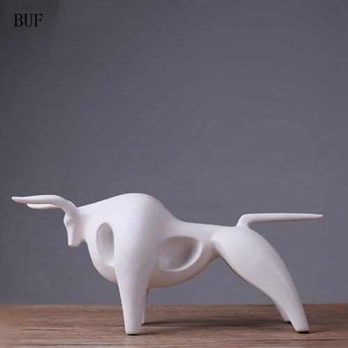BUF Modern Abstract Fortune Cow Statue Resin Ornaments Home Decoration Accessories Gift Resin Fortune cow Sculpture