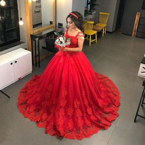 Red Saudi Arabic Beaded Wedding dress Vintage Appliques Lace Puffy Bridal Dresses Tutu Lace Ball Gowns Plus Size wedding gown