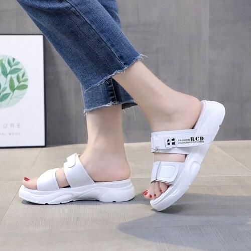 2021 Summer Womens Flat Slippers Fashion Sandals with Buckle Ladies Casual Comfortable Beach Shoes Women Shoes