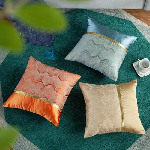 Fuwatacchi Golden Cushion Cover Luxury Bronzing Pillowcase Jacquard Stripes Bedroom Living Room Sofa Decoration Pillow Cover New
