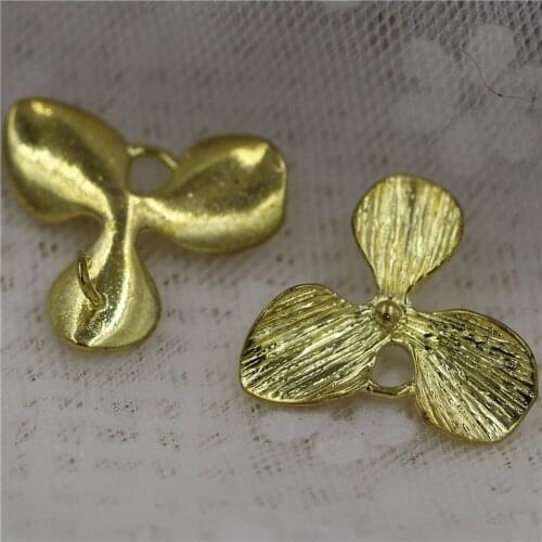 50pcs Quality Brass Metal Casted 3 Petals Leaf Flower Charms Connectors Pendant & Earrings Supplies DIY Jewelry Accessories