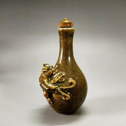 Elaborate Interesting Chinese Old-style Collection Home Decoration Porcelain Lizard Snuff Bottle