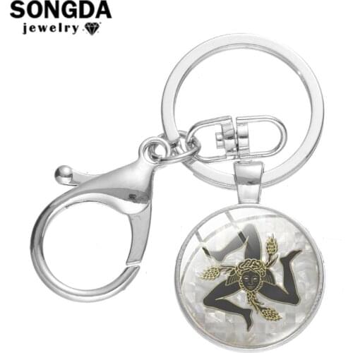 SONGDA Vintage Sicilian Trinacria Pendant Clasp Keychain Glass Art Picture Metal Keyring Sicily Features Sign Souvenir Key Chain