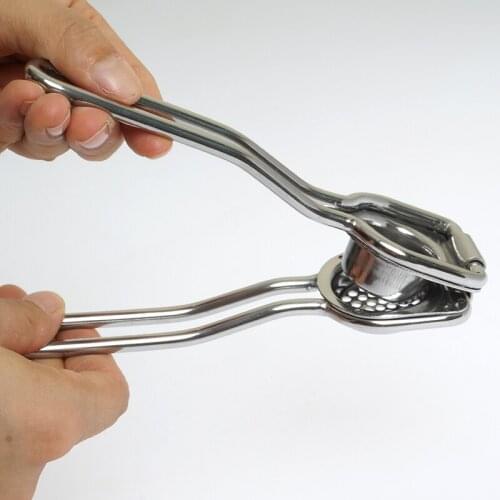 Garlic Press Hand-operated Juice Press for Kids Montessori Materials for Food Preparation Area Baisc Skill Practical Tool