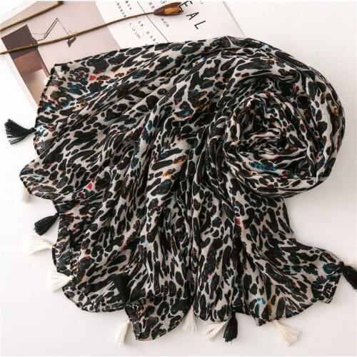 2019 Newest Women Leopard pattern Cotton Voile Tassel Scarf 10pcs/lot