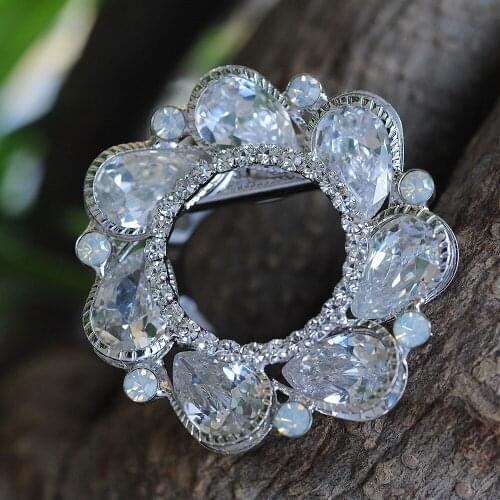 New fashion high quality CZ AAA Zircon design button scarf clip brooch with big drill beautiful silk scarves