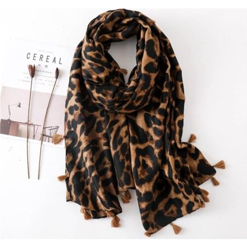 Leopard Women Cotton Scarf Warm Long Ladies Neckerchief Scarves Print Shawl Poncho Foulard Hijab Muslim Fashion Bandana 180*90cm