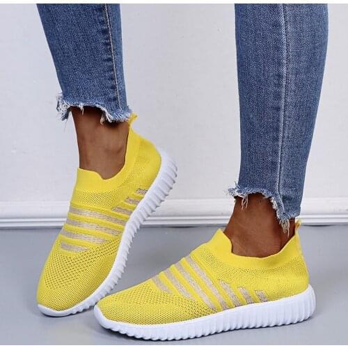 Breathable Mesh Running Shoes Women Fashion Round Toe Flat Sneakers Shoes Woman Plus Size Sport Casual Shoes Zapatillas Mujer