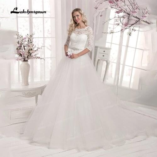 Vintage Princess Wedding Dresses with Half Sleeves Illusion Simple Lace Embroidery White Ball Gown 2021 Vestido De Noiva