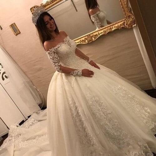 Vestido de noiva princesa Dubai Bridal Dresses Applique Sweep Train Plus Size Wedding Gowns Sleeves Lace Up Gorgeous