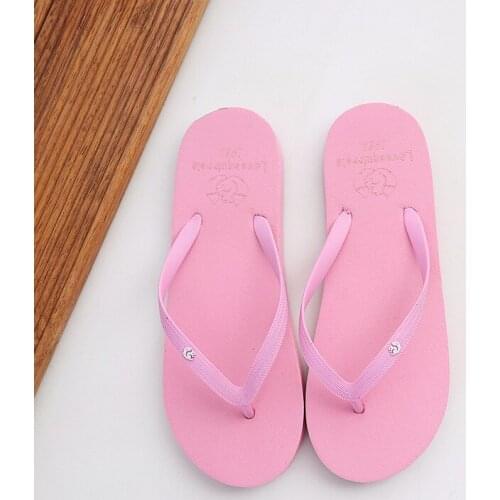 Women Beach Slippers Non-slip Soft Sole Couple Sandals 2021 Summer Flip Flops for Women Cute Candy Color Indoor Flat Shoes