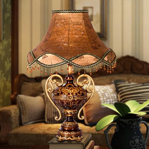 2021 New European-style Table Lamp Princess Garden Creative Decorative Lights