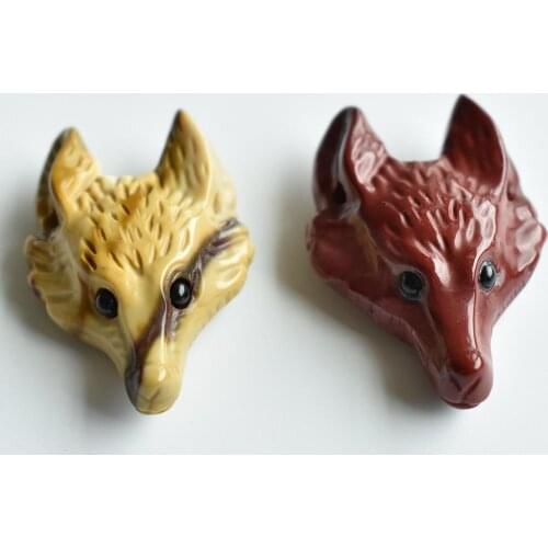 Wholesale 2pcs/lot 2020 new Fashion natural yolk stone Carved fox shape Pendants for Necklace jewelry making Free shipping