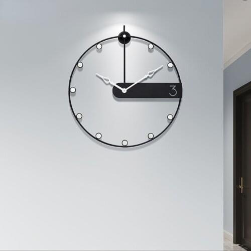 Light Luxury Simple Wall Clock Modern Design Fashion Nordic Creative Living Room Home Decoration Metal Silent Quartz Clock 50