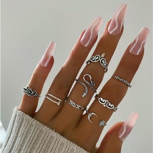 Vintage Bohemian Ethnic Snake Rings Set For Women 8PCS Silver Color Star Moon Geometric Knuckle Ring Finger Joint Ring Jewelry