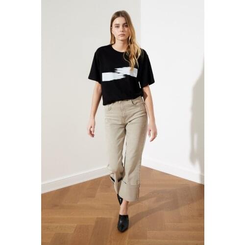 Trendyol Looking For Boyfriend KNITTED T-Shirt TWOSS21TS0484