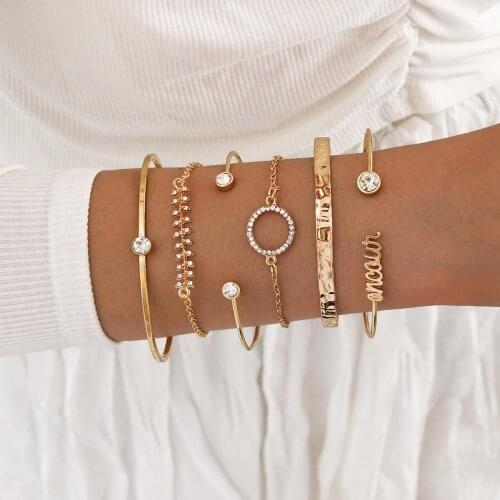 Fashionable and elegant intellectual wind wave pattern open bracelet, hollow artificial crystal leaf bracelet, 6-piece set