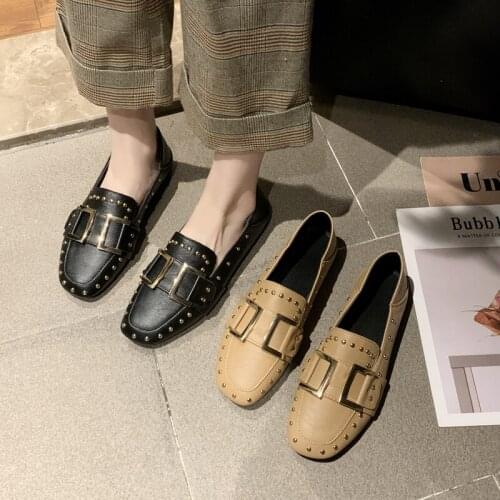 Spring and autumn new Korean fashion all-match shallow flat single shoes square head rivet casual womens shoes