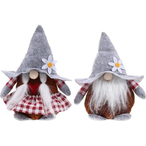 2pcs Lovely Christmas Gnome Doll Decorations Desktop Adornment Lovely Delicate Gnome Decoration for Window Sills