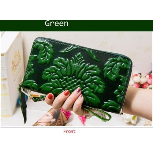 2021 New Ladies Luxury Premium Waxed Leather Wallet Clutch Bag Essential Oil Unique Embossed Famous Style Long Wallet Purse