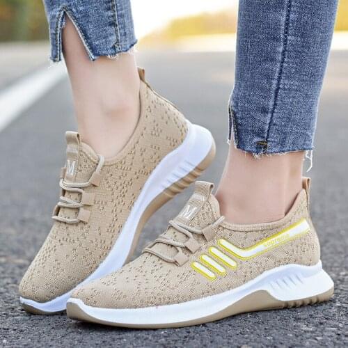 Korean Version Fashion Women Shoes New Flying Woven Casual Shoes All-match Soft Bottom Breathable Womens Shoes Made In China