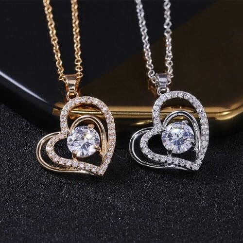 Fashion Temperament,2 Colors Available Mosaic Heart-Shaped Necklace， Woman Four Seasons Charm Jewelry