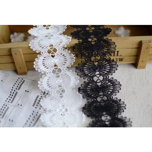 5 Meters 5CM Polyester White Black Pretty Design New 2016 Lace Trim Trimming Sewing Costume Craft for Fashion Clothes