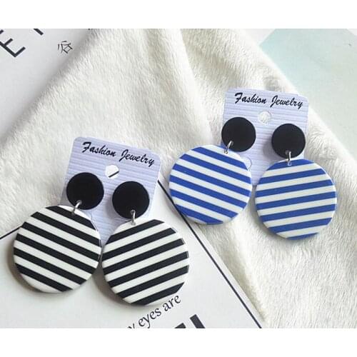 Personality hyperbole star stripe button dangle earrings hip pop punk acrylic big earrings Korean style long earrings for women