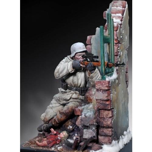 1/18 Resin World War Two sniper army solider sit down with Base Boxeeq Complete figure person model Tomomi Fujino