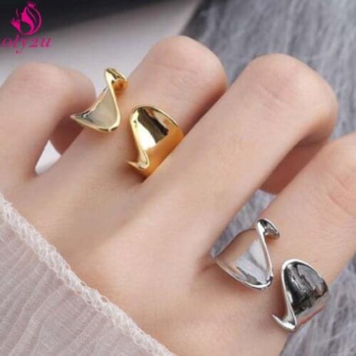 Silver Color Open Ring Wholesale Retro Luxury Unique Fashion Women Mens Wedding Rings Noble Gold Designer Jewelry Couple Rings