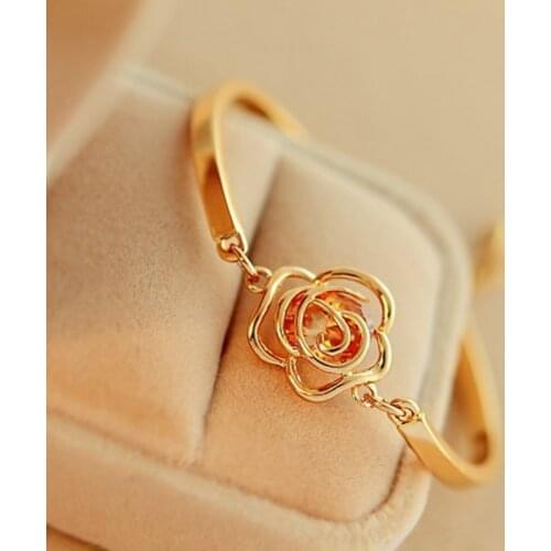 New Fashion 1pc Rose Flower Crystal Bracelet Hand Chain Women Hand Hollow Out Gold Color Brace Lace Ornament Women Jewelry