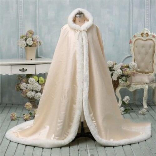 Long Faux Fur Trim Satin Bridal Hooded Cloak Wedding Cape Winter Keep warm Wedding Shawl Wedding Cape CoatAccessories