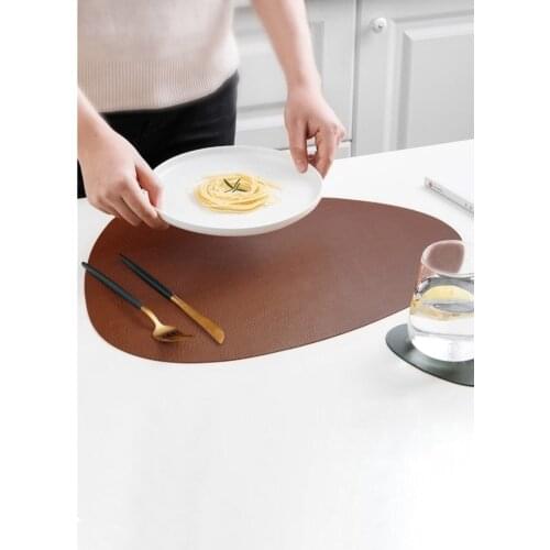 2021New Hot Placemat PU Leather Black Pads Table Bowl Mats Heat Resistant Mat For Home Christmas Decor Dining Table FreeShipping