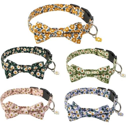 Cat Collar Breakaway Flower Print Adjustable Collar for Kitten Dogs Cat Necklace Dog Cat Bow Tie Collars Collier for Kittens Kat