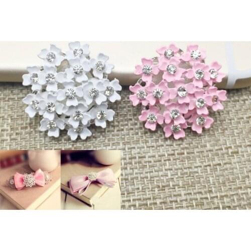 50pcs Strass Crystal Rhinestone Buckle Wedding Brides Hair Accessories Flatback Jewelry Ornament Flower Pins Garment Button DIY