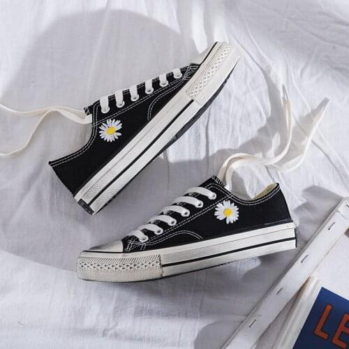 New fashion shoes canvas shoes female ulzzang online celebrity 2021 autumn daisy Korean students shoes