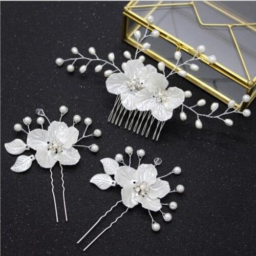 1 set White Flower Hair Combs Headdress Imitation Pearls Prom Bridal Wedding Hair Accessories Leaves Hair Jewelry Hair Pins