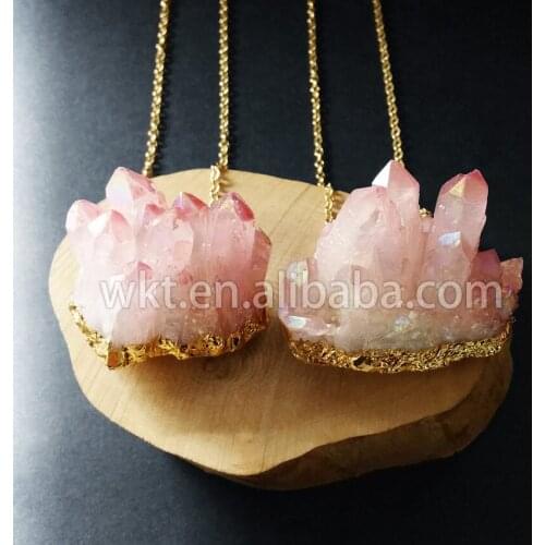 WT-N533 Wholesale 10pcs raw quartz aura necklace raw rough pink cluster Aura quartz necklace with gold color on edge