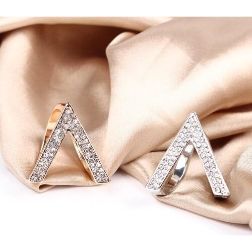Charm V Shape Brooch Pins Gold Inlaid Rhinestone Crystal Scarf Clip For Women Scarf Shawl Buckle Wedding Jewelry Lapel Pins
