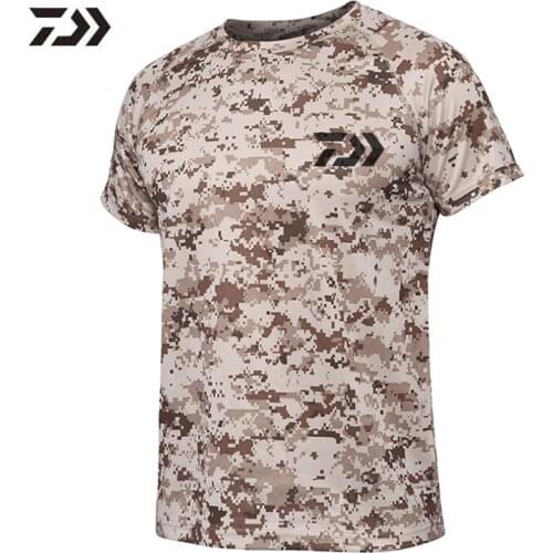 DAWA 2022 Fishing Clothes Summer Short sleeve Breathable Quick Dry Sunscreen Outdoor Sports Round neck Man Fising Clothing