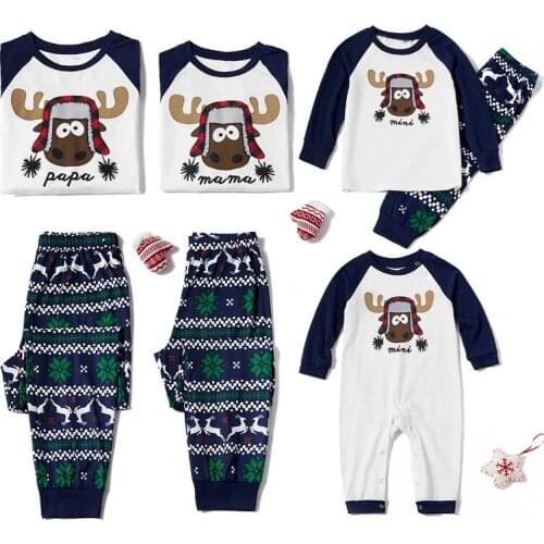 2021 New Christmas Parent-child Home Pyjamas Fashion Patterned Mother Father Daughter Clothes Family Matching Christmas Pajamas