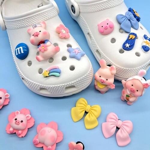 2021 Fashion Charms for Crocs DIY Whole Set Pink Cute Pig Shoes Charms for Croc Trendy Quality Garden Clogs Shoe Buckle Fit Gift