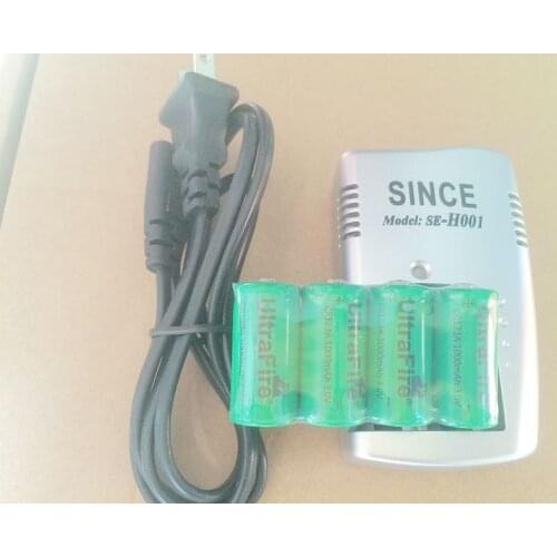 3V CR123A Charger + 4 pcs .. new 3 V 16340 battery , section CR123A Charger