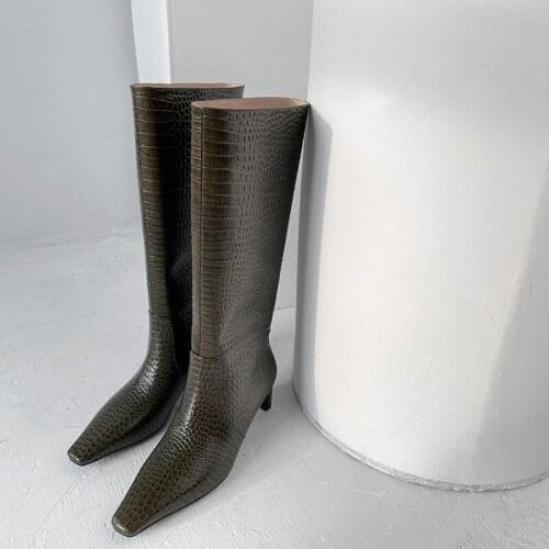 Donna-in 2021 Retro Slip On Green Mid-Calf Boots Women Square Toe Mid Heel Fashion Pleated Western Long Boots Female Autumn New